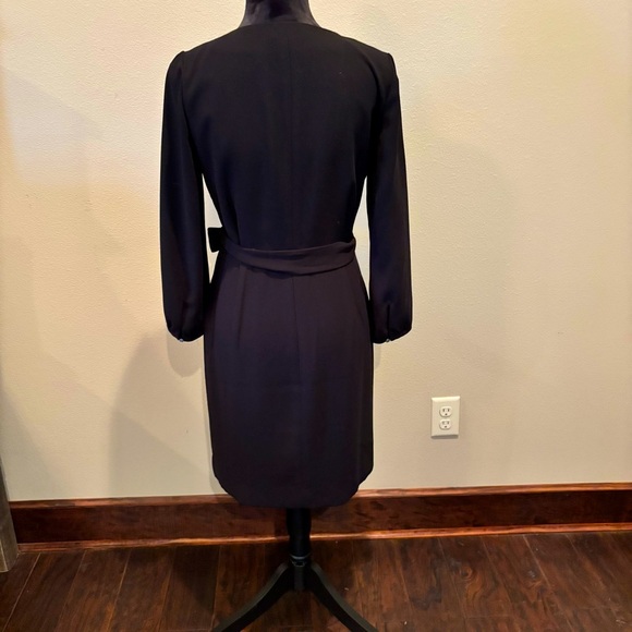 J. Crew Black Classic Wrap Dress, size 2, Closet Staple LBD Office Church Event - Picture 14 of 14